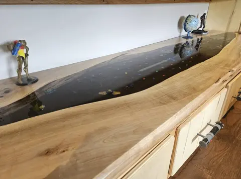 Epoxy River Counter / Wall Unit, photo 5