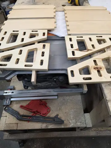Plywood Shelf, photo 2